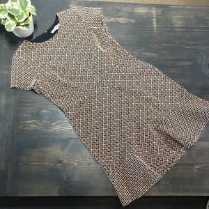 ✨LOFT dress in size 8P